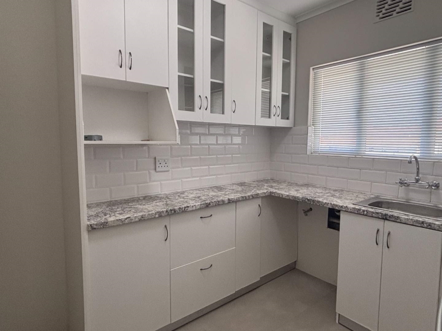 To Let 2 Bedroom Property for Rent in Tamboerskloof Western Cape